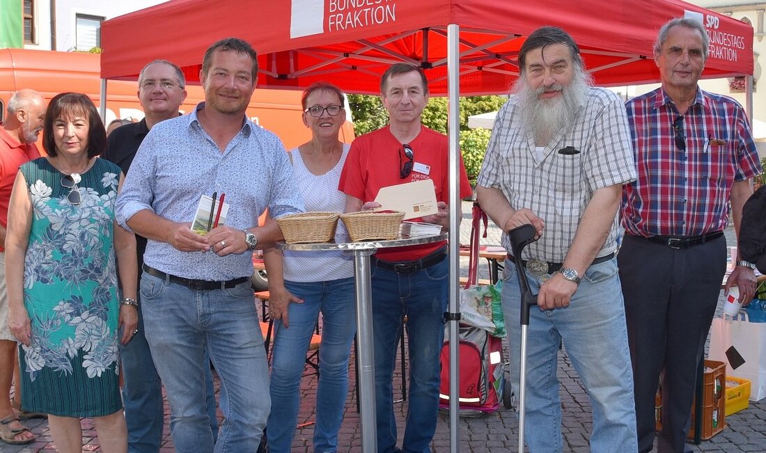 Weiden. Als Volksvertreter müsse man die Meinung der Bürger kennen – die Bundesfraktion der SPD suchte dafür das Gespräch mit den Weidenern.  Von Jürgen Wilke Die Bundestagsabgeordneten in Berlin befanden [&hellip;]