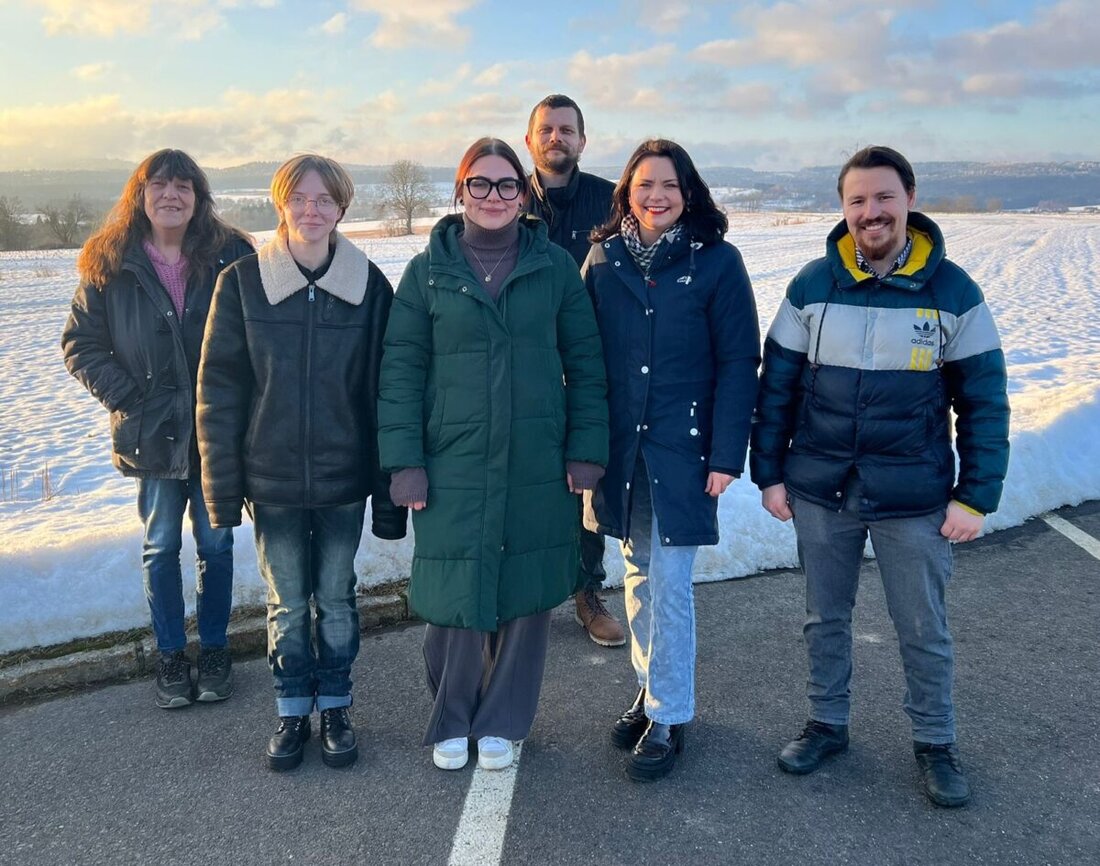 Tirschenreuth. Die Linke tritt erstmals im Landkreis zur Kreistagswahl an: vier Frauen führen die Liste an, insgesamt 30 Kandidierende. Im Fokus stehen wohnortnahe Kliniken, besserer Nahverkehr und bezahlbarer Wohnraum.