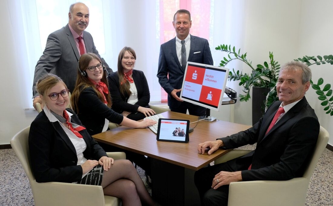 Neustadt/WN. Die Vereinigte Sparkassen Eschenbach i.d.OPf. Neustadt a.d.Waldnaab Vohenstrauß geht neue Wege in der Kundenberatung. Mit dem Digitalen Beratungscenter soll die Beratung noch einfacher und bequemer werden. Die Kommunikation erfolgt [&hellip;]