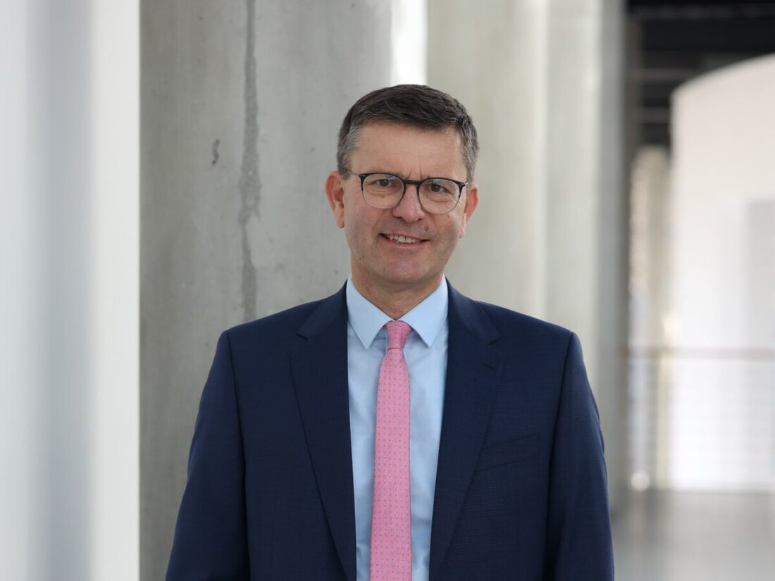 Dr. Markus Binder wird ab 1. Mai 2025 neuer CFO bei TenneT Germany und verantwortet wichtige Finanzbereiche. Die Ernennung ist Teil der organisatorischen Neuausrichtung der TenneT-Gruppe.