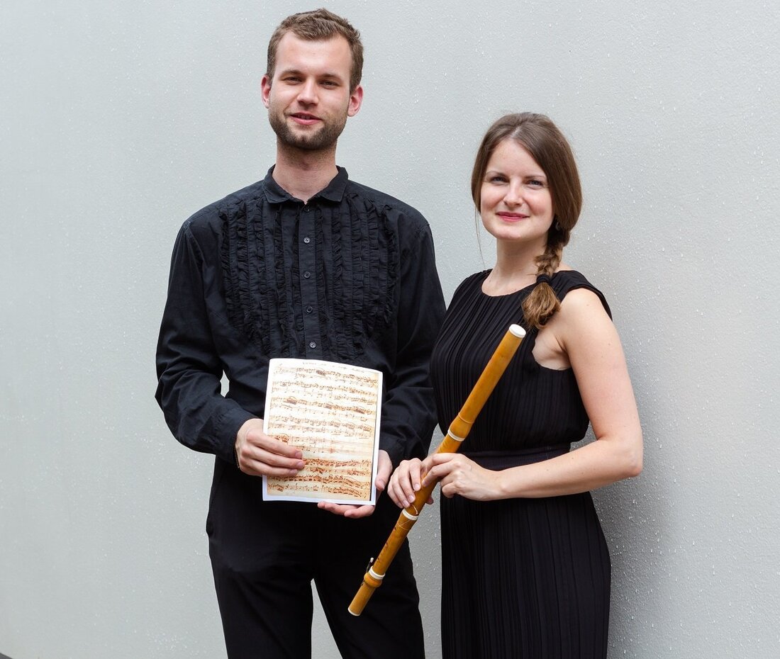 Weiden. Am Sonntag, den 23. August gastiert das Ensemble Due Oratori um 17 Uhr im Innenhof der Regionalbibliothek. Im Rahmen des Projekts Barockregion Bayern Böhmen präsentieren Antje Becker an der [&hellip;]