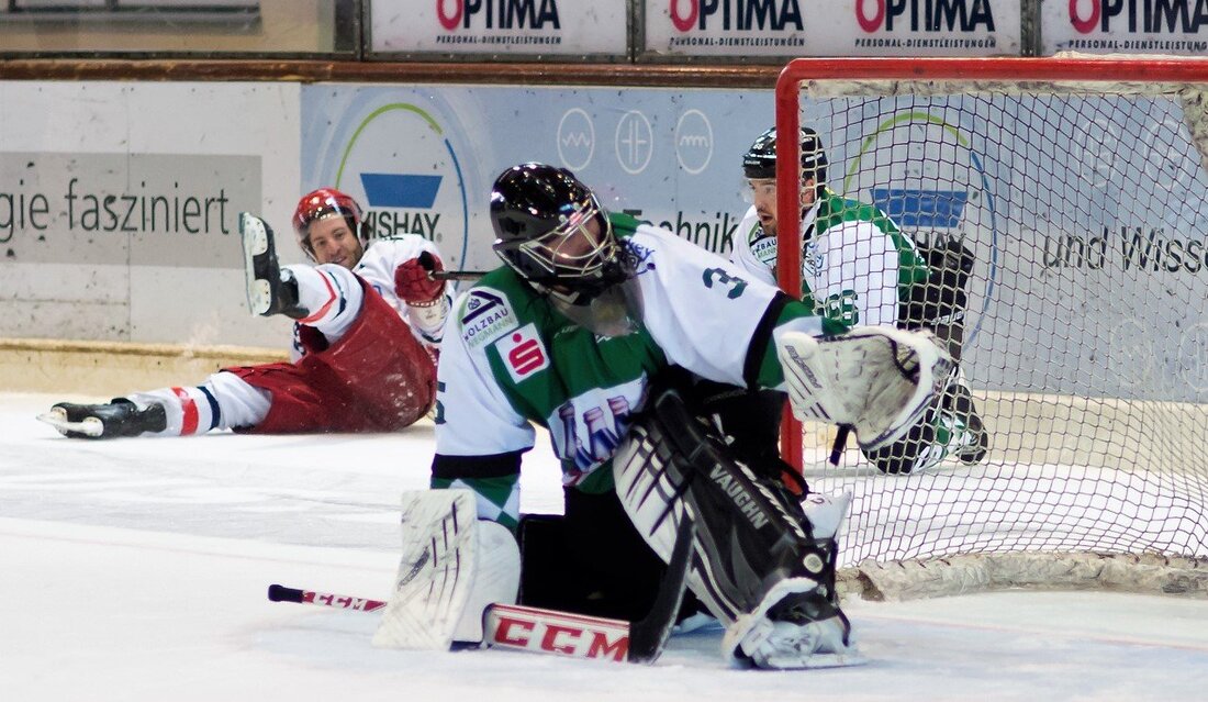 Mitterteich. Die Vorbereitung der Eishockey-Spieler des EHC Mitterteich auf die neue Bezirksliga-Saison verläuft noch nicht nach Plan. Am Wochenende mussten die Kufencracks gegen die 1b des VER Selb eine deutliche [&hellip;]