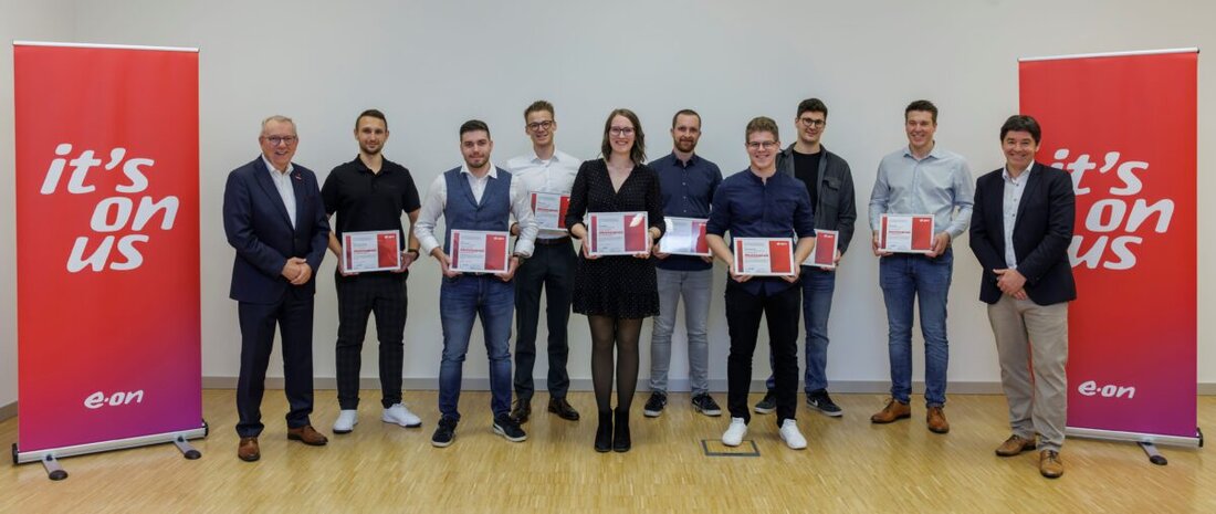 Regensburg. Acht junge Handwerksmeisterinnen und -meister aus Oberpfalz, Oberbayern und Niederbayern erhielten den E.ON Meisterpreis 2025. Die Verleihung am 11. November würdigte Spitzenleistungen in Elektro- und Heizungsbau.