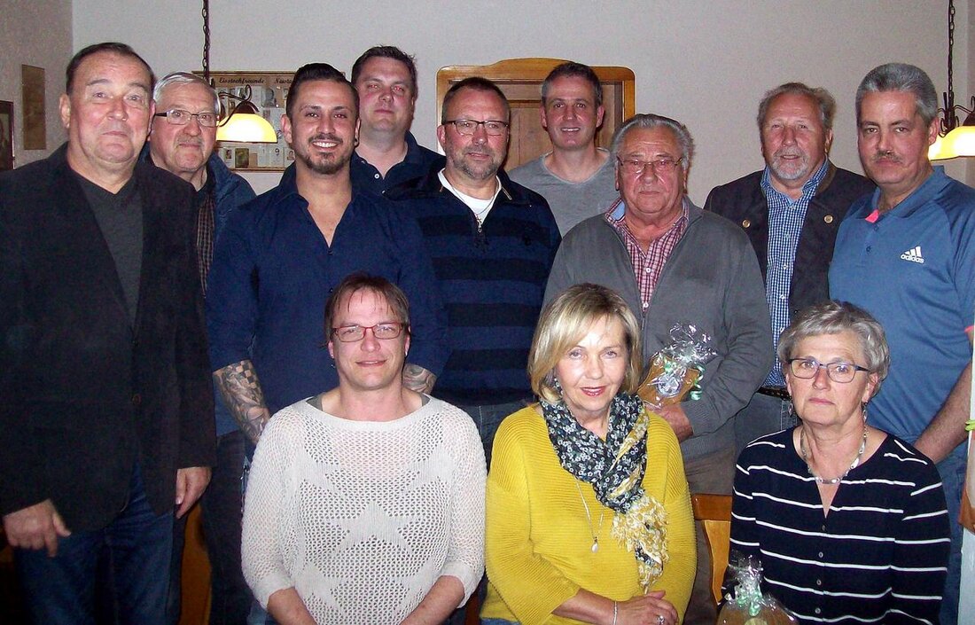 Neustadt/WN. „Ohne Euch würde bei uns nichts laufen“, bedankte sich Michael Kühnel, der erste Vorsitzende der Eisstockfreunde, bei Josef Kreuzer und Herbert Schmid, die im Verein stets mit anpacken und [&hellip;]