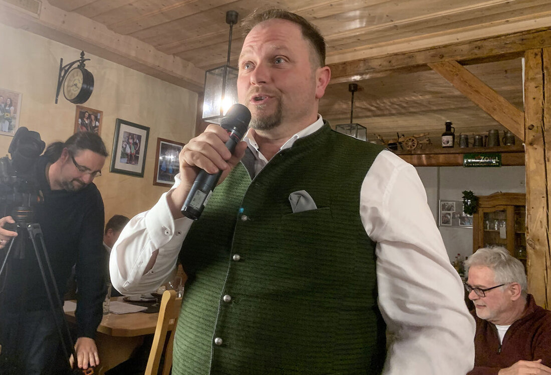 Waldsassen. Freie Wähler starten Wirtshausgespräche mit Direktkandidat Hubert Schicker in Weiden und Umgebung zur Bundestagswahl. Ziel ist der direkte Austausch über regionale Herausforderungen und die gemeinsame Entwicklung zukunftsfähiger Politik.