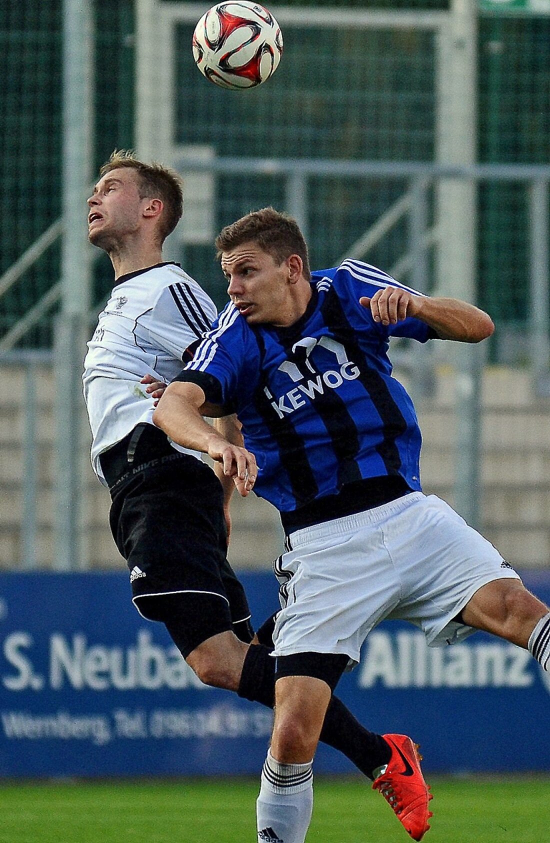 Weiden. Mission „Klassenerhalt“, die mit dem Spiel am 4. März beim SV Erlenbach beginnt, ist gestartet: Seit letzten Freitagabend rollt beim Fußball-Bayernligisten SpVgg SV Weiden wieder der Ball. Trainer Franz [&hellip;]