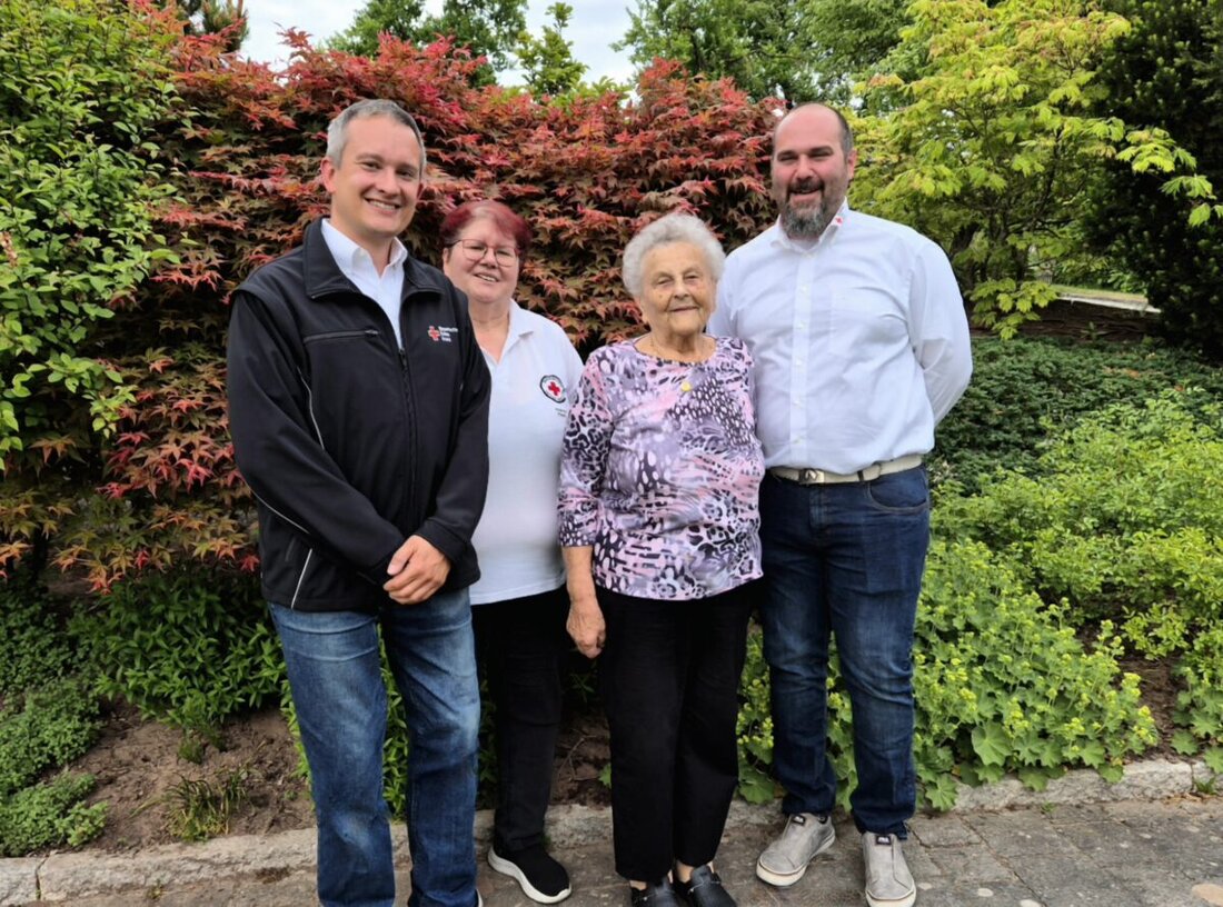 Weiden. Eine verdiente BRK-Kameradin feiert ihren 90. Geburtstag, wozu das Bayerische Rote Kreuz gratuliert.