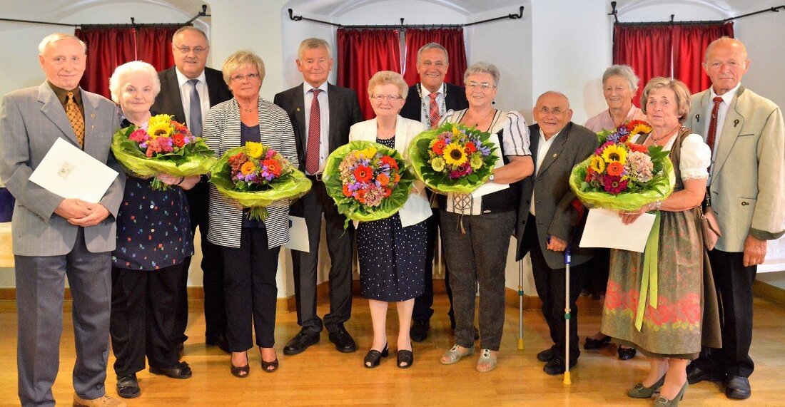 Weiden. Ohne Ehrenamtliche geht in den Vereinen heutzutage nichts mehr – das ist wieder einmal deutlich geworden. “Ohne Sie käme das gesellschaftliche Leben in unserer Stadt zum Erliegen”, sagte Weidens [&hellip;]