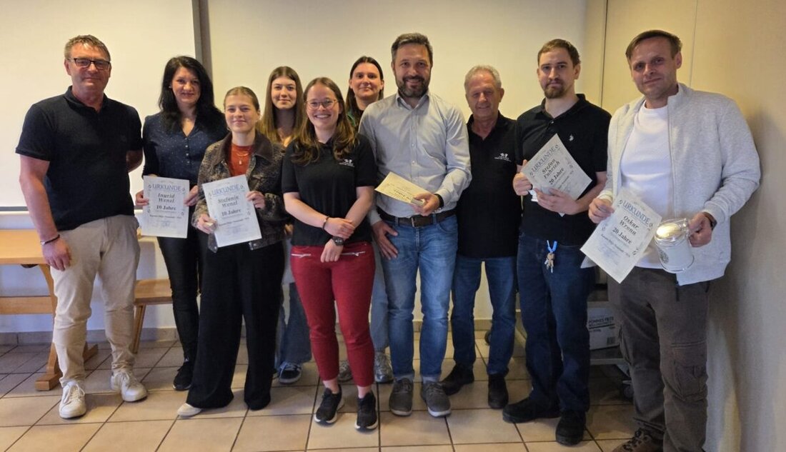 Neustadt/WN. Die 44. Jahreshauptversammlung des Karate Dojo Neustadt verlief harmonisch mit Rückblick auf 2025. Sportreferent Wolfgang Schwarz ehrte treue Mitglieder; Werner Heigl erhielt eine Auszeichnung für 50 Jahre.