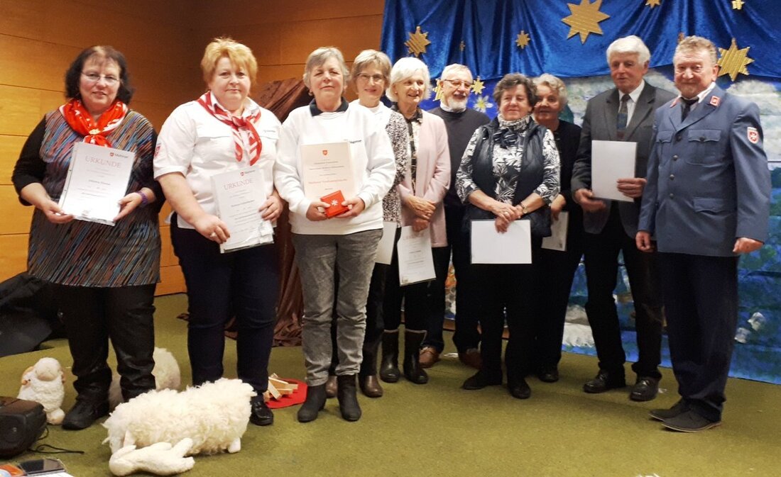 Weiden. Auf genau 915 Jahre Mitgliedschaft brachten es die 38 Jubilare, die im Rahmen der vorweihnachtlichen Feier für die Mitglieder und Patienten im Pfarrheim St. Johannes geehrt wurden. Angefangen von [&hellip;]