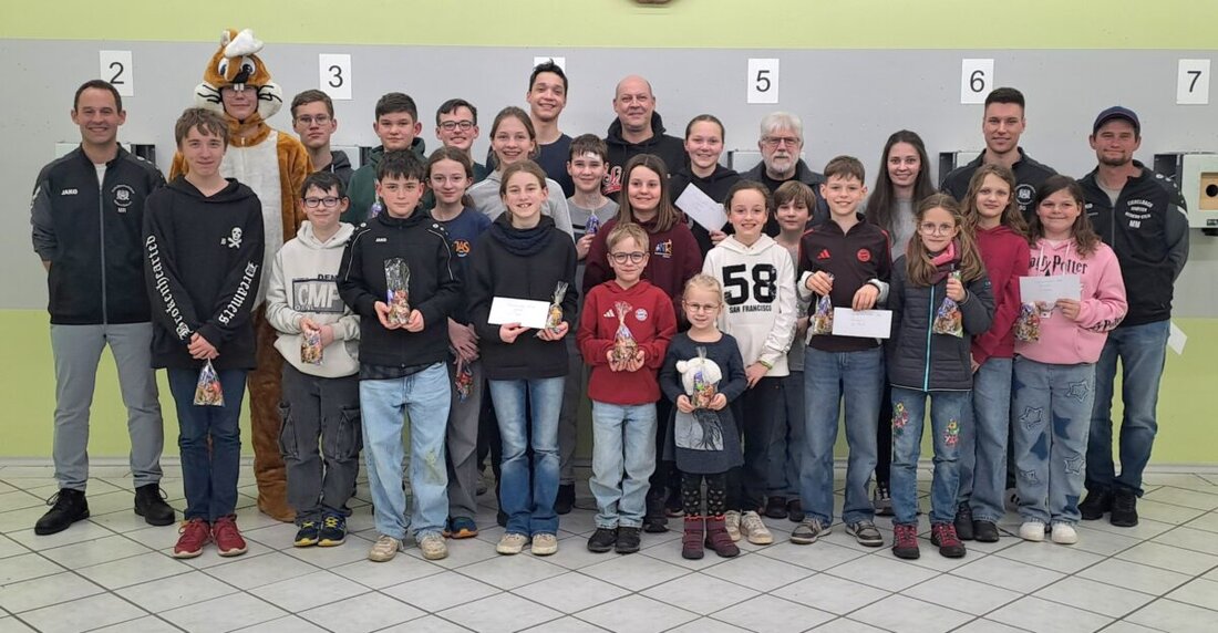 Weihern. Beim Osterschießen der Eichelbachschützen Weihern-Stein traten 65 Mitglieder an – neuer Rekord. Das Schützenheim war voll, der Osterhase ehrte die Sieger, und im Mai folgt das Königsschießen.