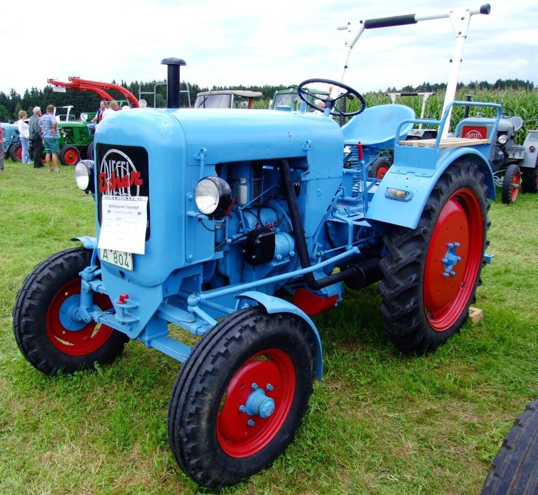 Luhe-Wildenau. In Neudorf bei Luhe wurde zwischen Sonntag und Dienstag ein Oldtimer-Traktor gestohlen.  Irgendwann in den letzten vier Wochen muss es passiert sein. Unbekannte verschafften sich Zutritt zu einer Scheune [&hellip;]