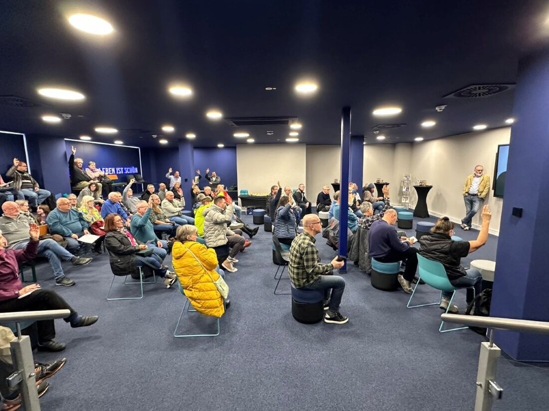 Amberg. Das Energiekompetenzzentrum der Stadtwerke feiert am 17. Oktober 2025 ein Jahr. Im Programm: Stelzenläufer, Führungen, KI-Roboter.