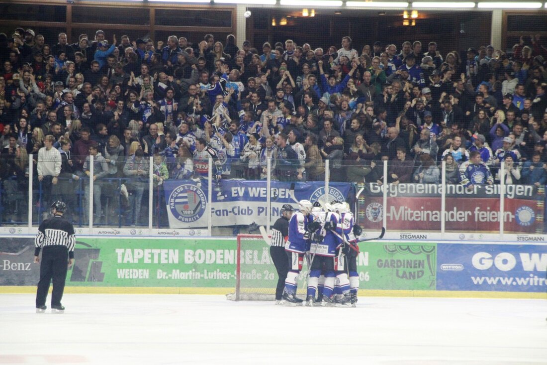 Weiden. Die Blue Devils haben die Meisterrunde der Oberliga Süd und damit ihr Minimalziel der laufenden Saison erreicht. Doch wie geht es jetzt für die Weidener weiter? Nach 32 Spieltagen [&hellip;]