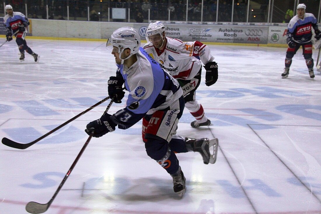 Weiden. Die Eisbären Regensburg wollten sich revanchieren für die letzte Heimniederlage gegen die Blue Devils Weiden. Und das ist ihnen eindrucksvoll gelungen. Von Jürgen Masching Das erste Drittel begann vor 2.300 [&hellip;]