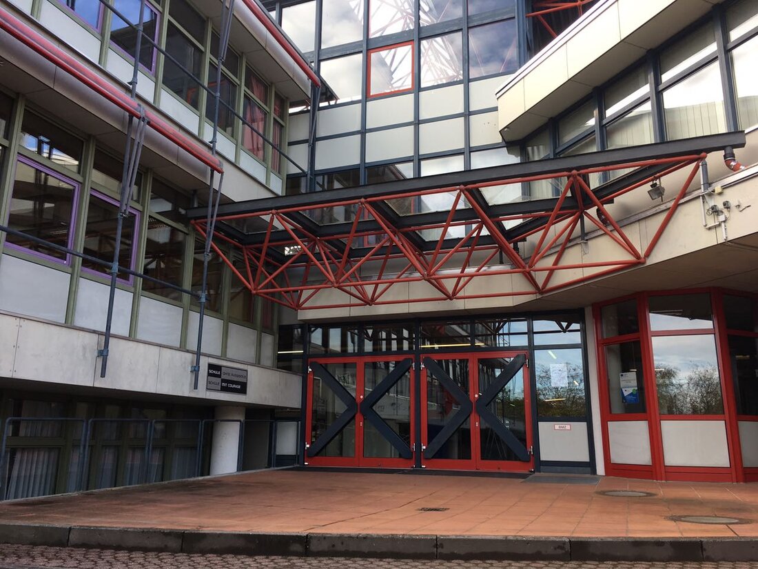 Weiden. In diesen Wochen fällt in vielen Familien die Entscheidung für die weitere Schullaufbahn des Kindes. Wer seinen Sohn oder seine Tochter an eines der drei Weidener Gymnasien schicken will, [&hellip;]