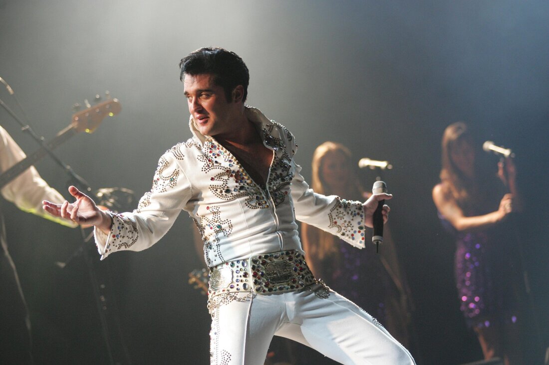 Weiden. Europas erfolgreichste Musical-Biographie feiert Elvis‘ musikalisches Leben vom Gospel über den Blues zum Rock’n’Roll, mit dem „besten Elvis seit Elvis“ und einem echten Zeitzeugen. Im Mai startet der Vorverkauf [&hellip;]