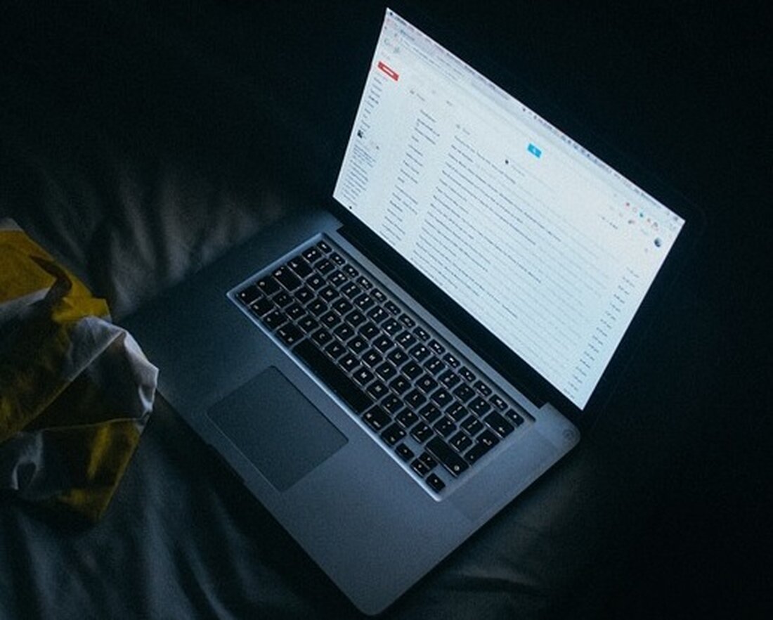 Wiesau. Der Täter versuchte 10.000 Euro von einem Amazon-Konto abzubuchen. Ganz so viel wurde es am Ende nicht, der Betroffenen entstand dennoch ein erheblicher Schaden.  Gestern zeigte eine Wiesauerin (46) [&hellip;]