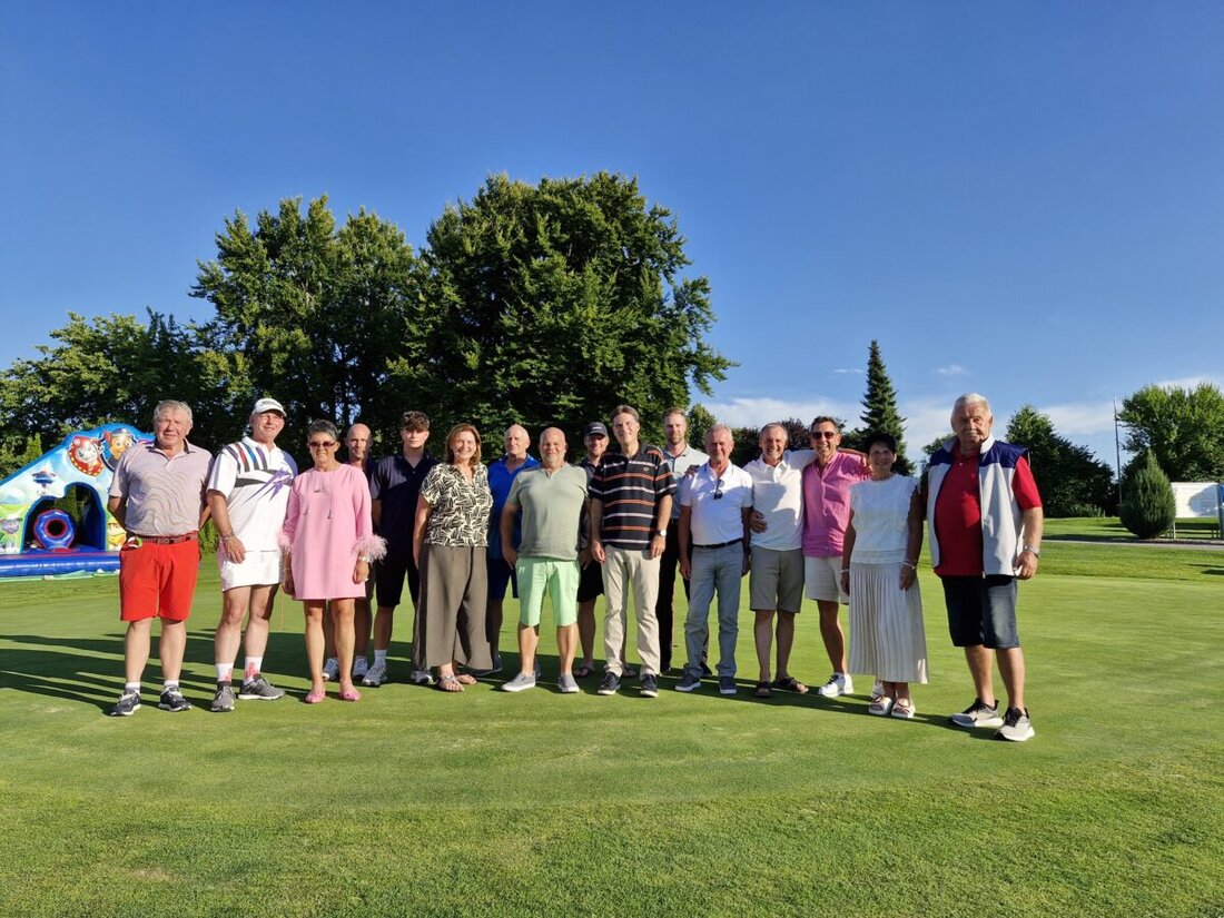Schmidmühlen. Der EL Cup am Golfplatz Schmidmühlen war ein Erfolg mit bester Stimmung und hochwertigen Platzverhältnissen. Sieger wurden unter anderem Sonja Koller bei den Damen und Hermann Raab-Stich bei den Herren.