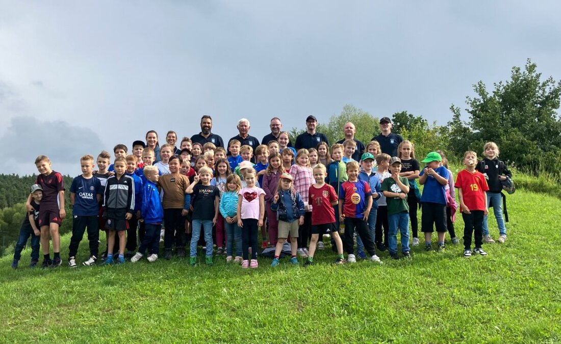 Pressath. Bereits am ersten Ferientag veranstaltete der Förderkreis des TSV Pressath im Rahmen des Ferienprogramms der Stadt einen Spielenachmittag im Sportzentrum.