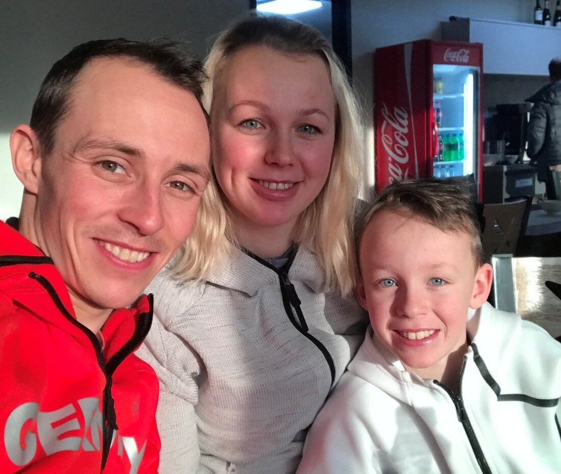 Flossenbürg. Noch ein Wettkampf liegt vor Eric und dem Deutschen Team. Auf was er sich danach besonders freut, verrät er in seiner heutigen Kolumne. Von Eric Frenzel “Der finale Wettbewerb [&hellip;]