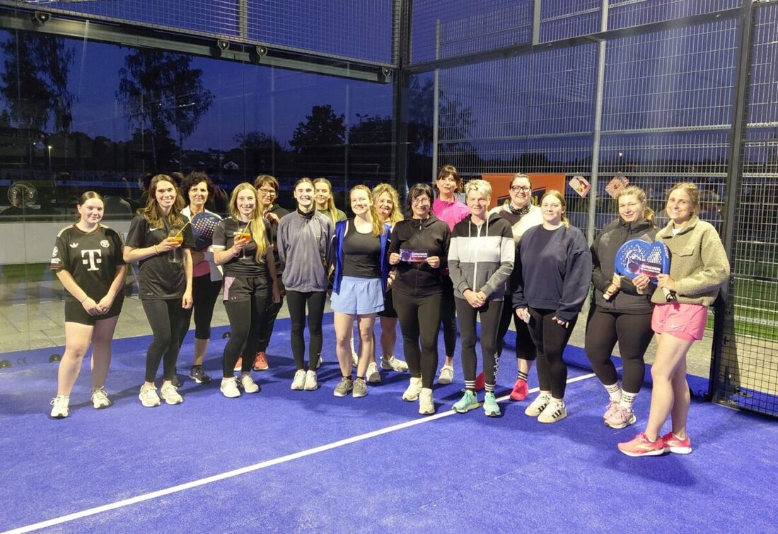 Rieden. Beim ersten „Ladies Night“-Padel-Turnier verwandelte sich der Padel-Court am Sportplatz Rieden in eine Arena für sportlichen Ehrgeiz und beste Unterhaltung. Bei angenehmen Temperaturen spielten von 18 bis 22 Uhr acht reine Damen-Doppel aus dem Landkreis um den Turniersieg. Das Feld war bunt gemischt.