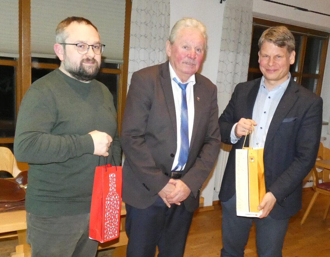 Weiden. Die Machbarkeitsstudie für das erste Nahwärmenetz in Weiden-Ost ist abgeschlossen und der Antrag liegt in Berlin. Geplant: ein Ringnetz über 5.100 Meter und Investitionen bis 15 Millionen bei sieben Millionen Förderung.