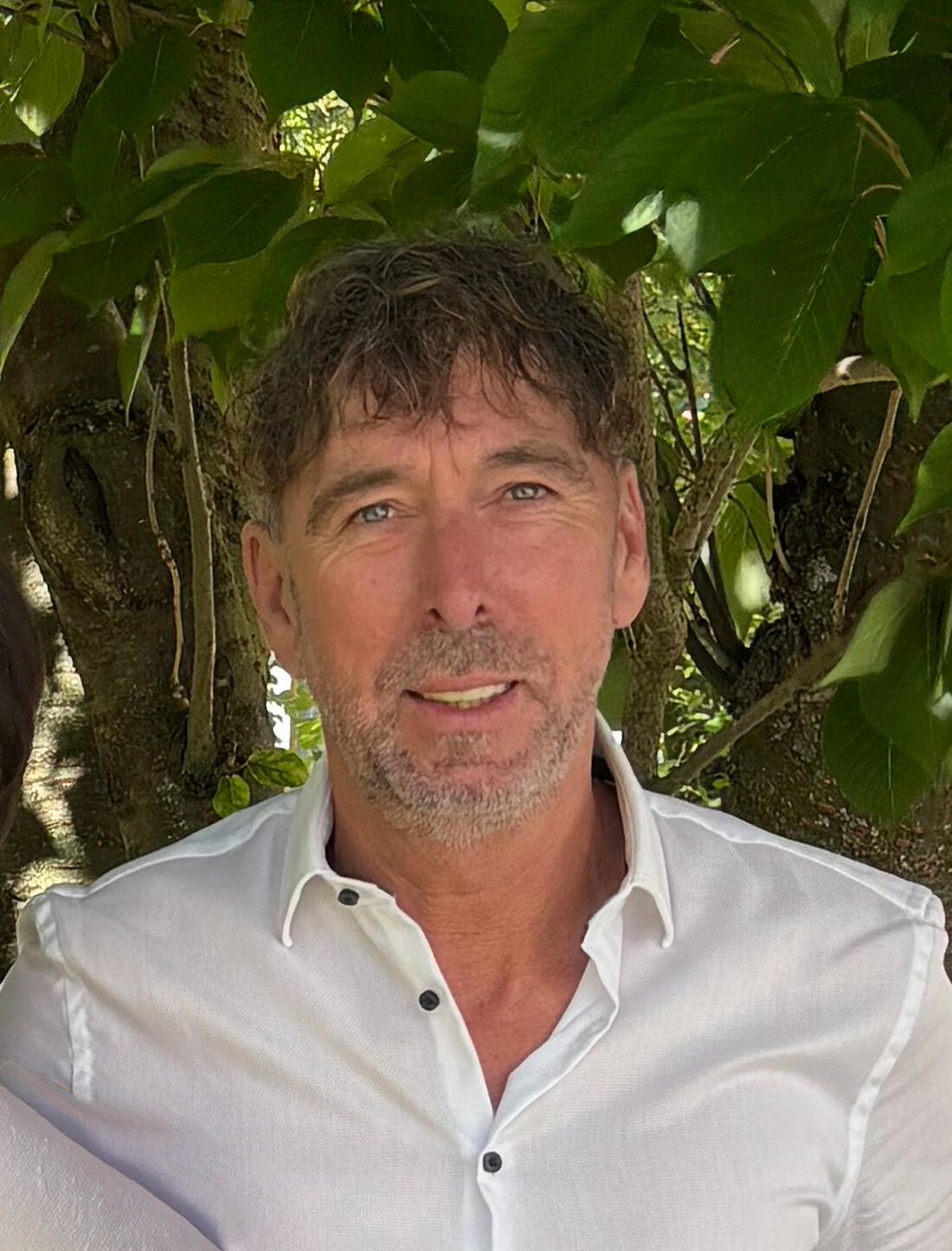 Eslarn. Nach einem tragischen Verkehrsunfall verstarb der beliebte Eslarner Raimund Forster mit 61 Jahren im Klinikum Weiden. Der leidenschaftliche Motorradfahrer war zwischen Moosbach und Eslarn am 11. August verunglückt.