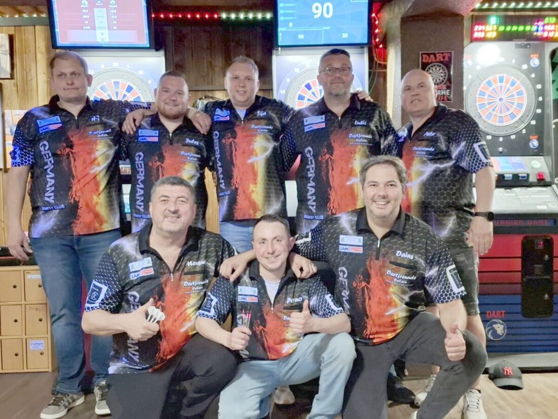 Eslarn. Dartfreunde Eslarn gewinnen die Bundesliga Bayern Nord und feiern auch einzelne Süddeutsche und Fränkische Meistertitel. Teamgeist und internationale Verstärkung ebneten 2025 den Weg zum Erfolg.