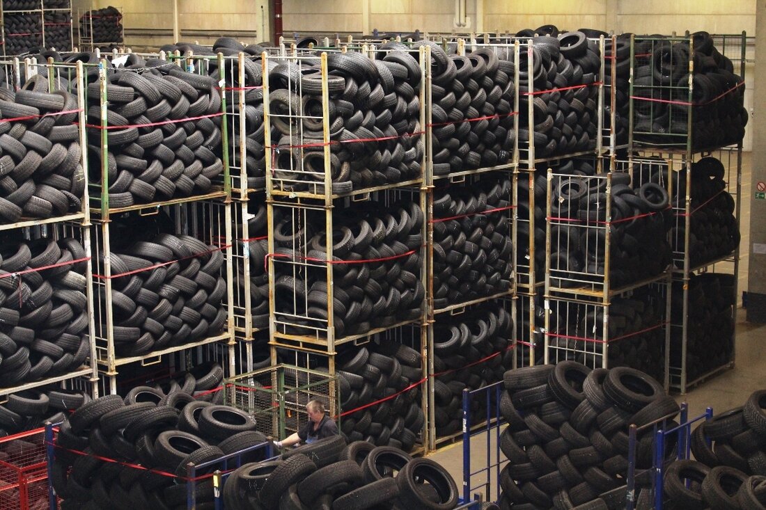 Weiden. Aus alt mach neu: Die Estato Umweltservice GmbH in Weiden als Tochterunternehmen von A.T.U recycelt die Abfallprodukte der Autoindustrie, die in den Filialen anfallen und verwerten diese neu. Mit Sicherheit kam [&hellip;]
