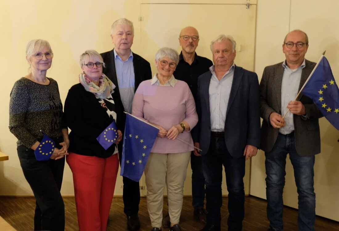 Amberg-Sulzbach. Die Europa-Union stellt ihr Jahresprogramm vor und lädt alle Interessierten ein. Termine: 9. Mai ab 14 Uhr bei der Glyptothek Etsdorf, Fahrt am 22. Mai um 8.30 Uhr, Abschluss am 6. Dezember.