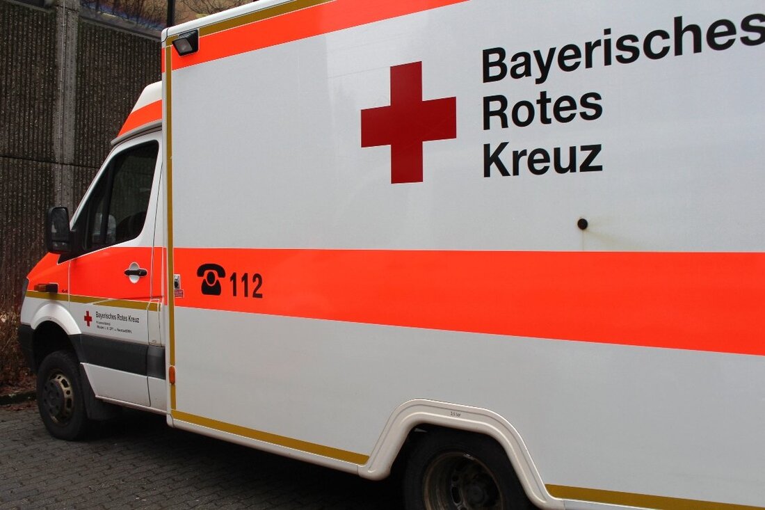 Waldsassen. Ein Discounter wurde nach einem Betriebsunfall bei Lötarbeiten kurzzeitig evakuiert, vier Personen erlitten Atemwegsreizungen. Die Polizei ermittelt wegen fahrlässiger Körperverletzung.