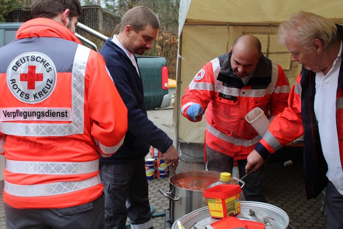 Neustadt/WN. Große Aufregung in der Kreisstadt heute Mitten in der Nacht. Die Senioren des Altenheims St. Martin mussten wegen eines Feuers evakuiert werden. Jetzt, wenige Stunden später, können die Verantwortlichen [&hellip;]