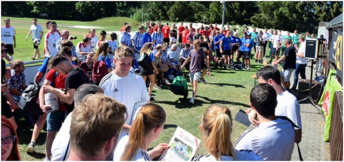 Rothenstadt. Seit mittlerweile sechs Jahren ist die Dorfmeisterschaft des VfB Rothenstadt Jugendfördervereins sportliches Highlight in der spielfreien Zeit vor dem Saisonstart. Auch an diesem Wochenende fanden wieder sechzehn Hobbymannschaften den Weg [&hellip;]
