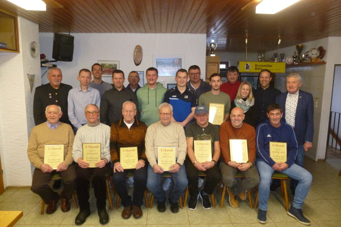 Kaltenbrunn. Der FC Kaltenbrunn hat in seiner Generalversammlung alle vakanten Positionen erfolgreich besetzt und plant die Förderung der Eigenverantwortung sowie Synergien zwischen den Abteilungen. 