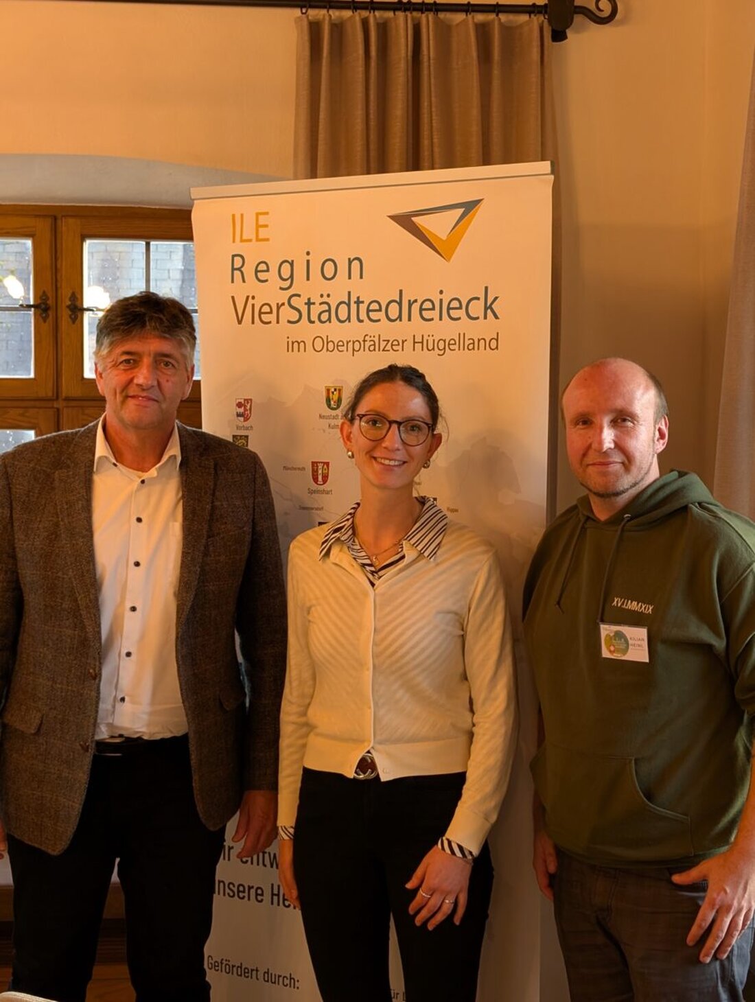 Grafenwöhr. Die Fachstelle für pflegende Angehörige im VierStädtedreieck wird 2026 fortgeführt. Nach starkem Beratungszuwachs mit 1.108 Beratungen bleibt das Angebot nah, verlässlich und kostenfrei in allen Kommunen.