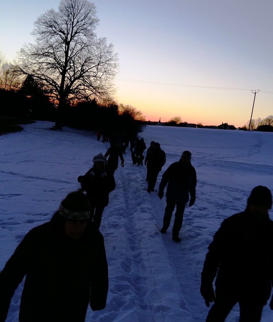 Pressath. Ob Mitglied oder nicht: Zur Winterwanderung des Pressather Fähnlein war jeder eingeladen. Die Stimmung war super – vor allem auch wegen des perfekten Winterwetters.  Minusgrade, Sonnenschein und glitzernder Schnee. Viele [&hellip;]