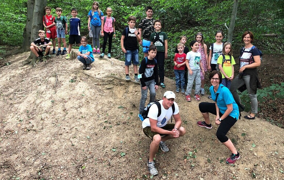 Neustadt/WN. Im Rahmen der Veranstaltungen des Kinderferienclubs der Pfarrei St. Georg Neustadt stand am Donnerstag eine Wanderung des Oberpfälzer Waldvereins. Von Bernhard Knauer „OWV-Wanderung in und um Neustadt“ – gemeinsam [&hellip;]