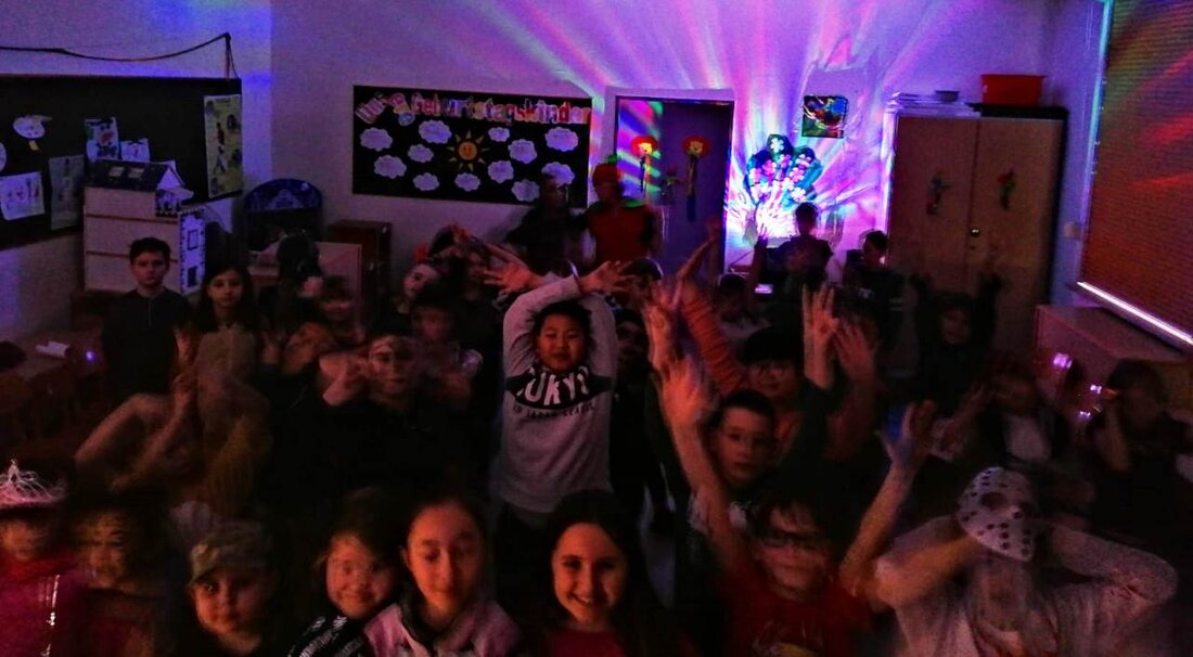 Grafenwöhr. Ob Schminken, Wurfspiele, Disco oder Reise nach Jerusalem. Die Räume der Offenen Ganztagsschule waren ganz in Händen einer bunten Gesellschaft: Die OGS der Grundschule Grafenwöhr feierte eine lebhafte Faschingsparty. [&hellip;]