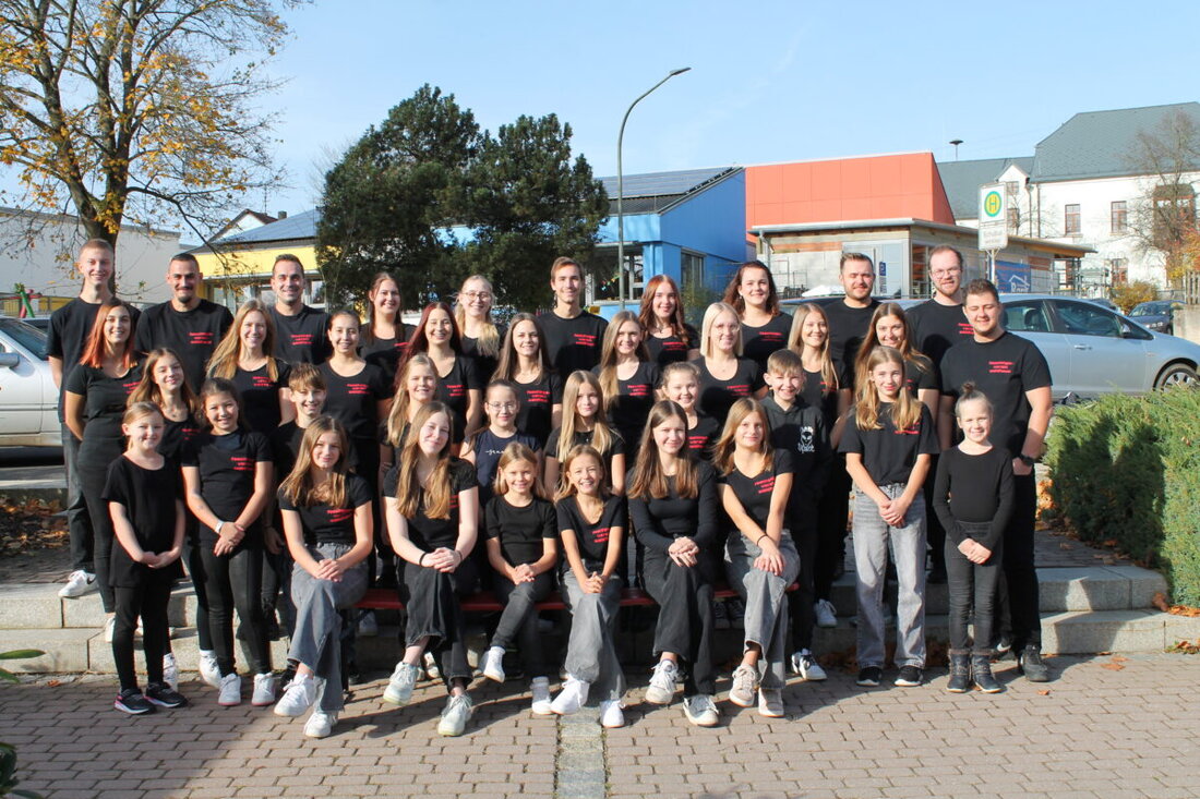 Waidhaus. Der Faschingsverein Waidhaus startete am 11. November unter dem Motto "Eine Nacht im Museum" in die fünfte Jahreszeit und stellt neue Tänzerinnen und Tänzer vor. Die Kindertanzgruppe "Dance Surprise" präsentiert vier Tänze zum Thema "Reise durch die Zeit".