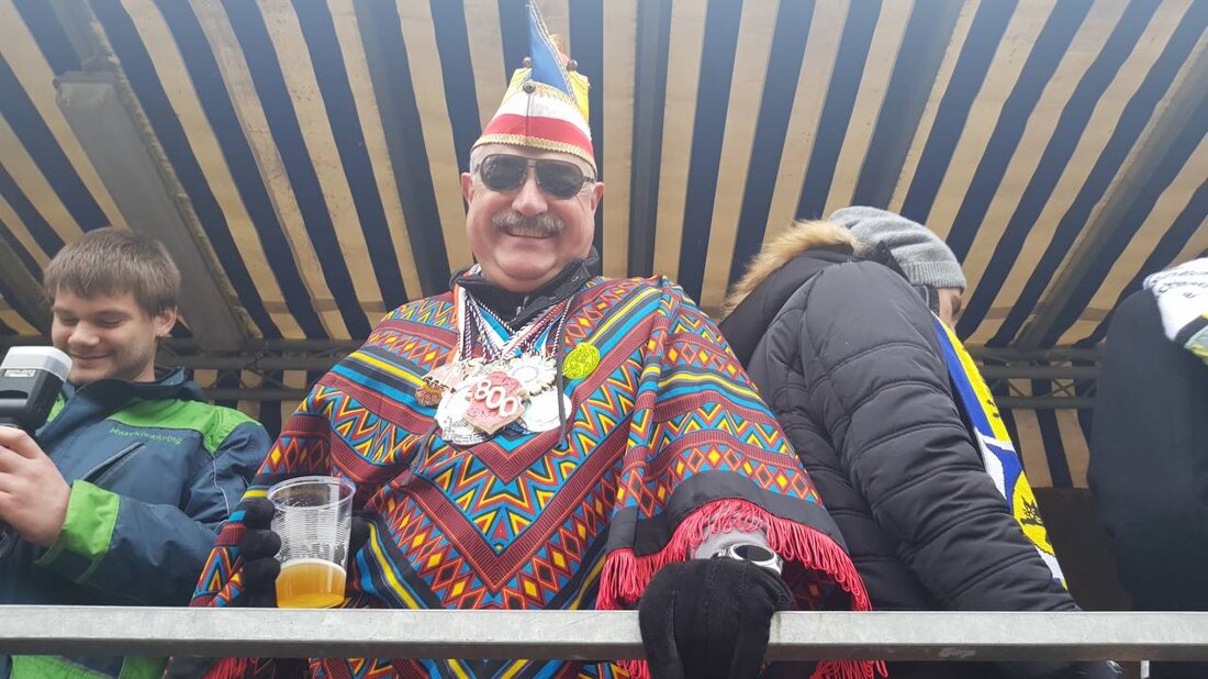 Neustadt/WN. Lange und tief war der Winterschlaf des „Schwarzen Katers“, was aber angesichts der kärglichen Kost kaum zu verwundern mag. Nun hat sich das Wappentier des Vereins Neustädter Faschingszug wieder [&hellip;]