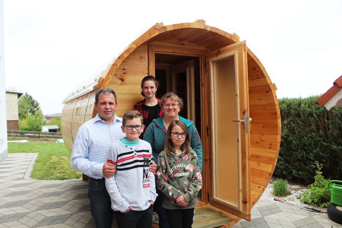 Parkstein. Eigentlich ist Manfred Bösl (45) Zaunbauer- auch bekannt als Zaunlattenfredl. Doch was jetzt in seinem Garten in Parkstein steht hat mit einem Zaun eher weniger zu tun. Es ist [&hellip;]