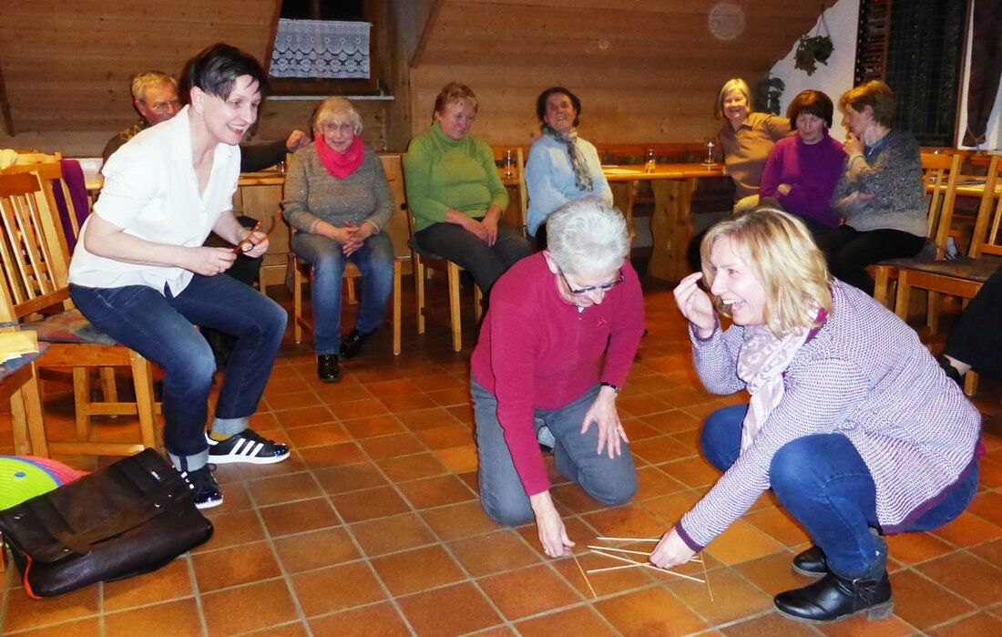 Wurz. Zu einem interessanten Vortrag lud der Frauenbund Wurz ein. Sabine Döhla aus Selb referierte über die Feldenkrais-Methode – ein körperorientiertes pädagogisches Verfahren, das nach seinem Begründer Moshé Feldenkrais benannt [&hellip;]