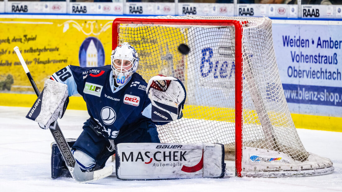 Weiden. Die Blue Devils Weiden haben den Vertrag mit dem 20-jährigen Torhüter Felix Noack um ein weiteres Jahr verlängert. Noack zeigte starke Leistungen und eine Fangquote von über 90 Prozent seit seinem Wechsel von den Hannover Scorpions.