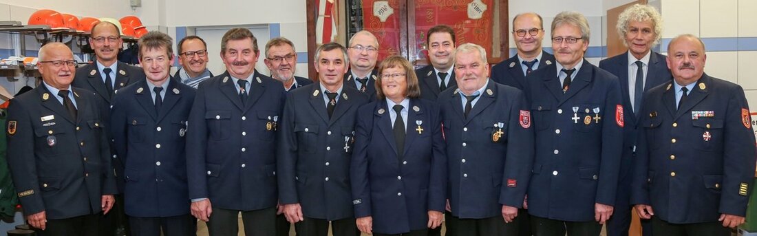 Reuth bei Kastl. Seit 25 und sogar 40 Jahren halten elf Feuerwehrfrauen und -männern ihren örtlichen Feuerwehren die Treue. Perfekter Anlass um für ihr immer währendes Engagement “danke” zu sagen.  [&hellip;]