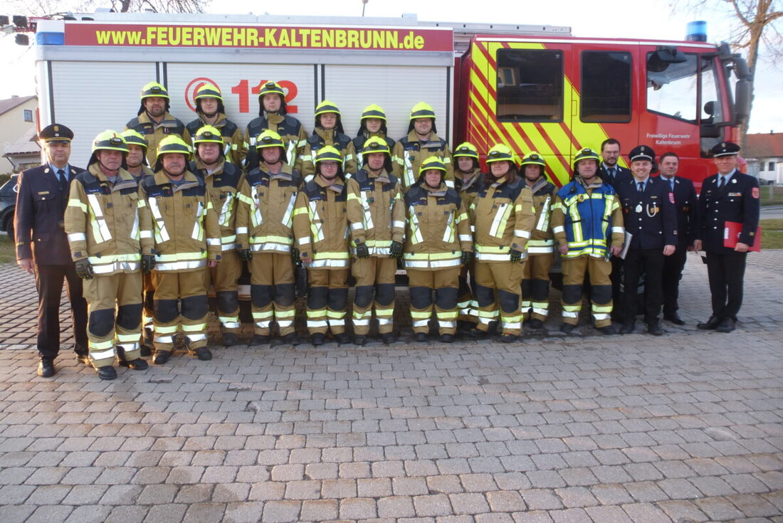 Kaltenbrunn. 18 Aktive der Marktfeuerwehr zeigen bei einer Leistungsprüfung zur technischen Hilfeleistung am 1. April starke Nerven und saubere Abläufe. Die erste Ü40-THL-Gruppe im Landkreis Neustadt/WN besteht souverän.