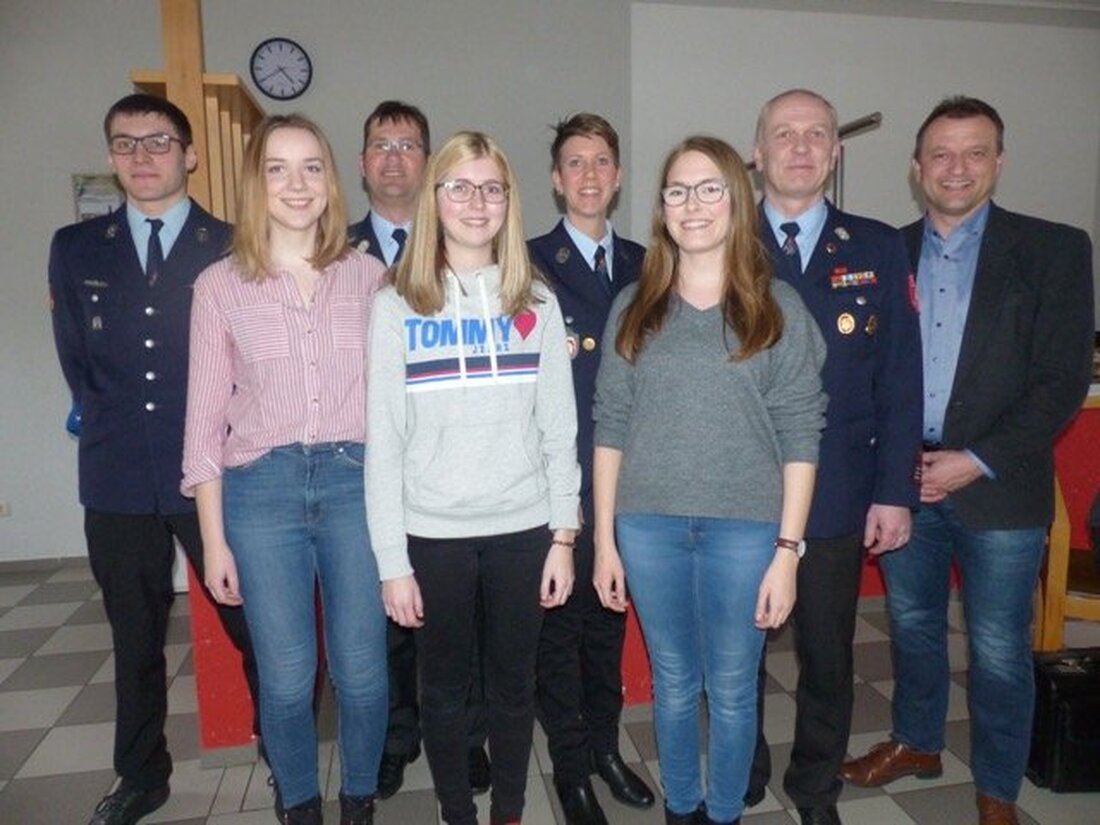 Michldorf. Evelyn Maier lobte das Jubiläumsfest der Feuerwehr bei der Jahreshauptversammlung. Das “Superfest” war der Höhepunkt der Wehr. Darüber hinaus diskutierten die Mitglieder der Feuerwehr den Kauf eines neuen Grundstücks [&hellip;]