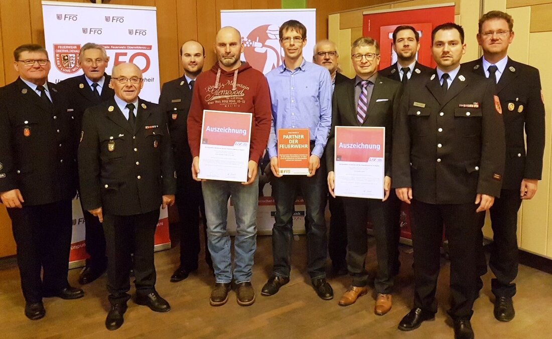 Oberwildenau. Das in Oberwildenau bei Feuerwehreinsätzen unterm Tag ausreichend Floriansjünger zur Verfügung stehen, ist der guten Zusammenarbeit zwischen den örtlichen Betrieben und der Feuerwehr zu verdanken. Seit mehreren Jahren pflegt die [&hellip;]