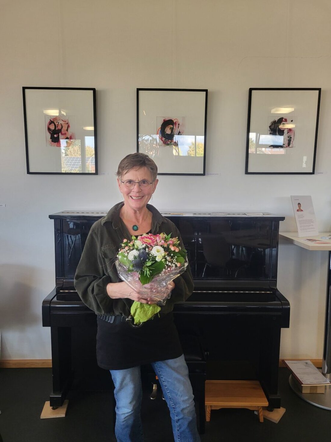 Mitterteich. Die Ausstellung Innere Bilder im Museum Mitterteich läuft bis 9. November mit gelungenem Auftakt und wird von Vorträgen zu Essstörungen, kreativer Therapie und Glück begleitet.