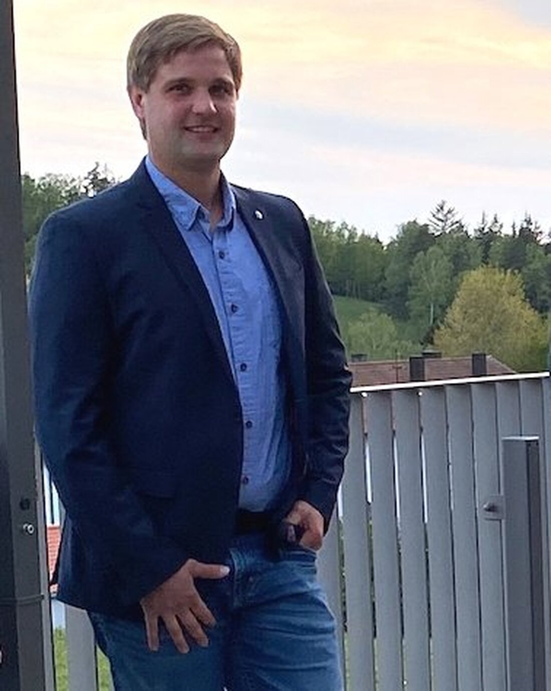 Flossenbürg. Die SPD lenkt ein, um die Beteiligten „nicht zu beschädigen“: Jugendsprecher des Gemeinderates wird das jüngste Ratsmitglied, Florian Plödt von der CSU. Einen zweiten Sprecher, der nicht dem Gremium [&hellip;]